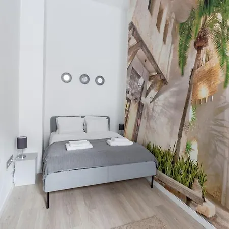 Swan In The Buda Castle Area 2br/balcony