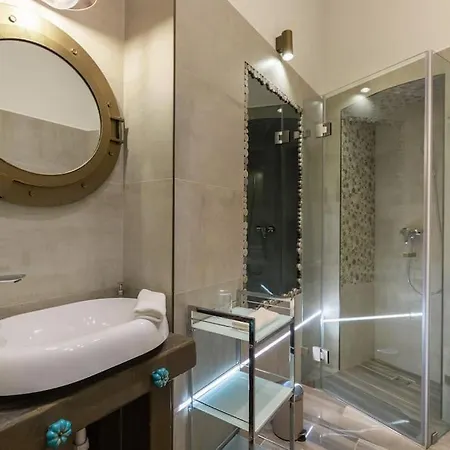 Apartment Swan In The Buda Castle Area 2br/balcony