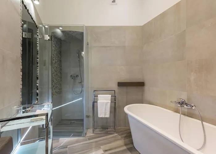Swan In The Buda Castle Area 2br/balcony Apartamento Budapeste