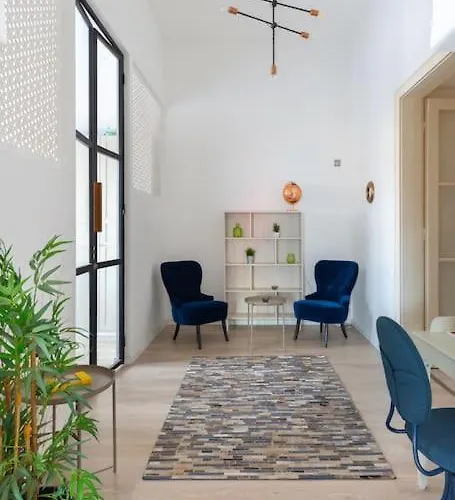 Swan In The Buda Castle Area 2br/balcony Apartamento *
